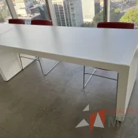 Lote 047 - Mesa de trabajo para 4 personas color blanco - Imagen 4