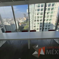 Lote 047 - Mesa de trabajo para 4 personas color blanco - Imagen 2