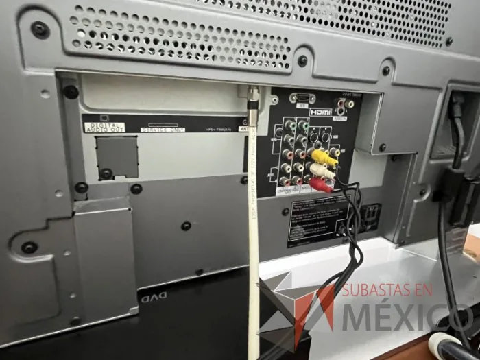 Lote 054 - Pantalla Panasonic TH42PD50U - Imagen 7