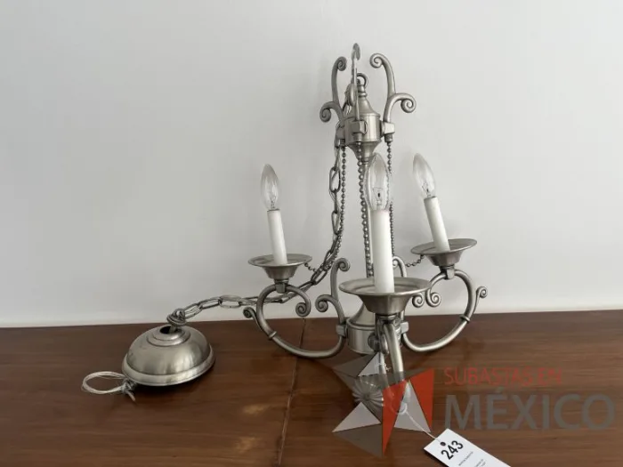 Lote 060 - Candelabro de techo metálico de 3 focos - Imagen 2