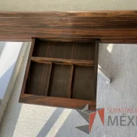 Lote 061 - Mesa de juego con 4 cajones y base metálica - Imagen 3