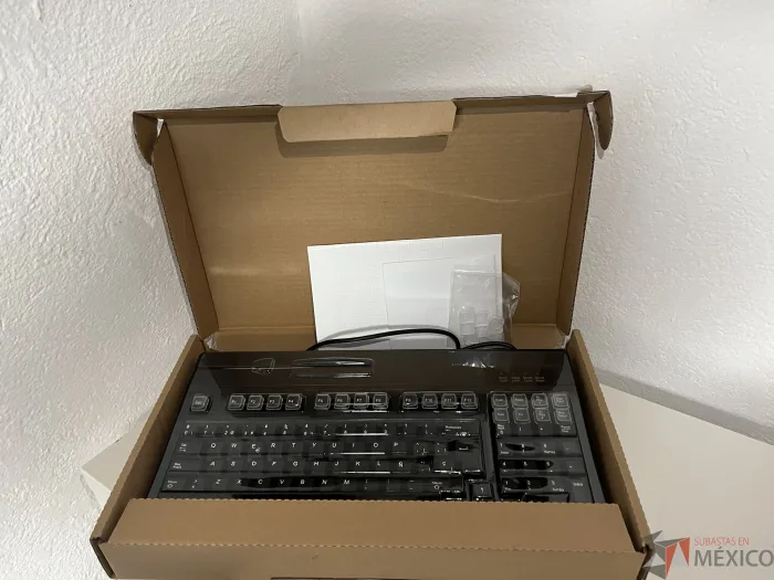 Lote 007 - Teclado Unitech K2714SU-B con lector de banda magnética - Imagen 11