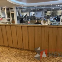 Lote 018 - Mueble de recepción para 2 personas con 2 archiveros de 3 cajones