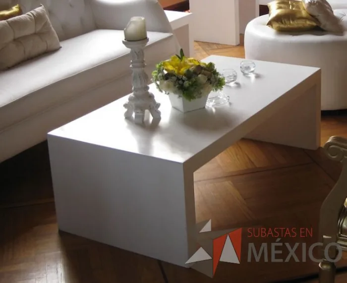 Lote 061 - Mesa de centro rectangular de madera color blanco - Imagen 2
