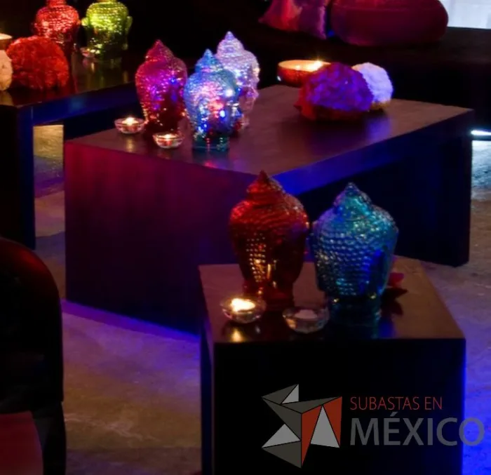 Lote 148 - Mesa de centro rectangular de madera color negro - Imagen 2