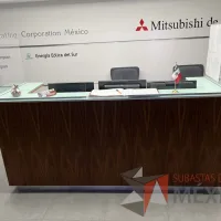 Lote 162 - Mueble de recepción para 2 personas color café con cubierta de vidrio - Imagen 10