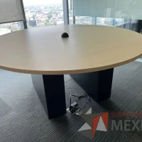 Lote 038 - Mesa de trabajo circular con base color negro - Imagen 5