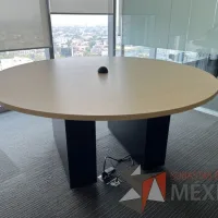 Lote 038 - Mesa de trabajo circular con base color negro - Imagen 6