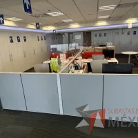 Lote 011 - Estación de trabajo para 8 personas