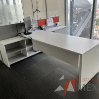 Lote 013 - Estación de trabajo para 2 personas