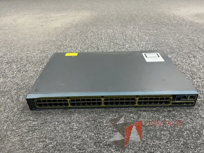 Lote 038 - Switch, CISCO