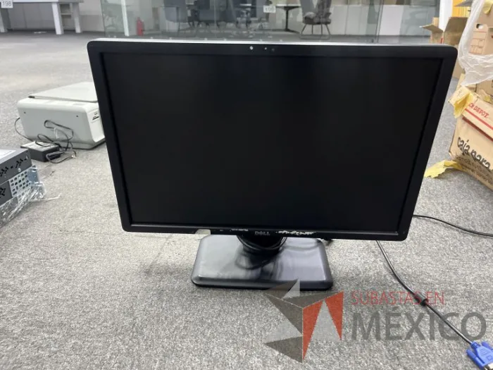 Lote 085 - 3 Monitores DELL, E2213c