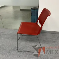 Lote 019 - 2 Sillas de comedor color rojo - Imagen 3