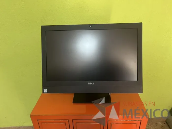 Lote 005 - All in One Core i5 7a Generación - Imagen 2