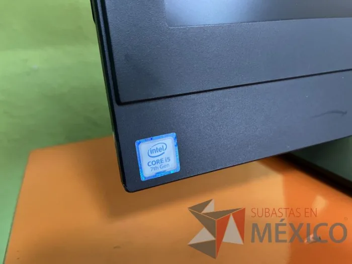 Lote 005 - All in One Core i5 7a Generación - Imagen 3