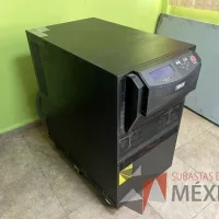 Lote 028 - UPS Tripp Lite SmartOnline Trifásico de Doble Conversión 120/208V 20kVA 16kW