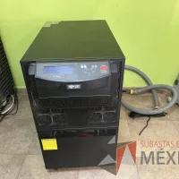 Lote 028 - UPS Tripp Lite SmartOnline Trifásico de Doble Conversión 120/208V 20kVA 16kW - Imagen 16