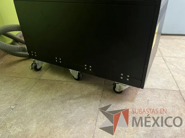 Lote 028 - UPS Tripp Lite SmartOnline Trifásico de Doble Conversión 120/208V 20kVA 16kW - Imagen 18