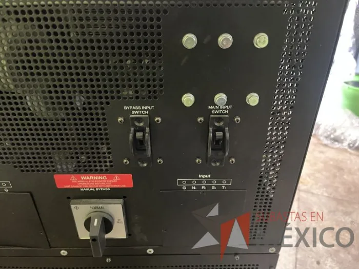 Lote 028 - UPS Tripp Lite SmartOnline Trifásico de Doble Conversión 120/208V 20kVA 16kW - Imagen 6