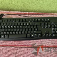 Lote 006 - 2 CPU´S, 4 monitores Samsung, 1 servidor, 3 teclados y 2 mouse - Imagen 45
