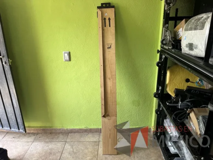 Lote 026 - 2 Rampas de madera para carga - Imagen 2