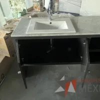 Lote 030 - Lavamanos con mueble de 2 puertas con cubierta de mármol y tarja - Imagen 9