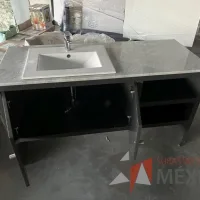Lote 030 - Lavamanos con mueble de 2 puertas con cubierta de mármol y tarja - Imagen 7