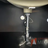Lote 030 - Lavamanos con mueble de 2 puertas con cubierta de mármol y tarja - Imagen 5