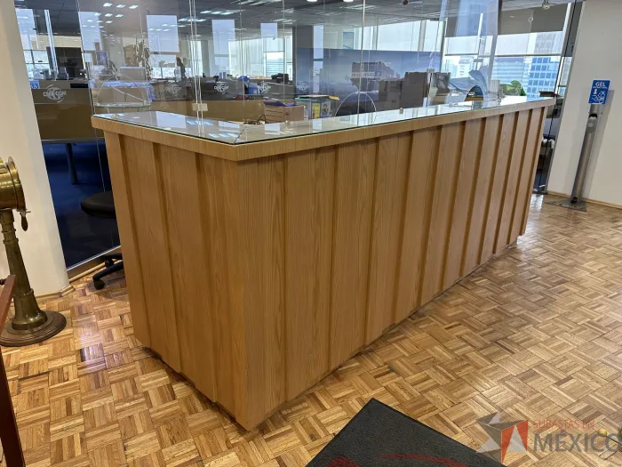 Lote 001 - Mueble de recepción para 2 personas con 2 archiveros de 3 cajones - Imagen 2