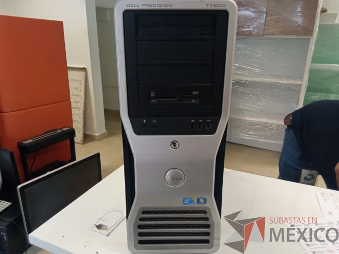 Lote 062 - Dell Precision T7500