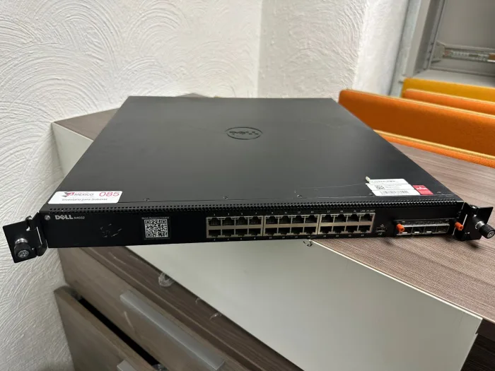 Lote 123 - Switch Dell N4032 24 puertos