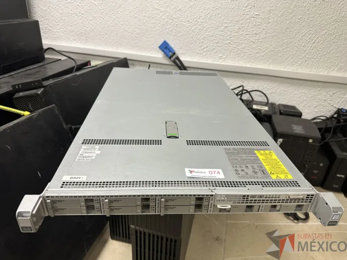 Lote 033 - Cisco UCS C220 M4 Rack Server