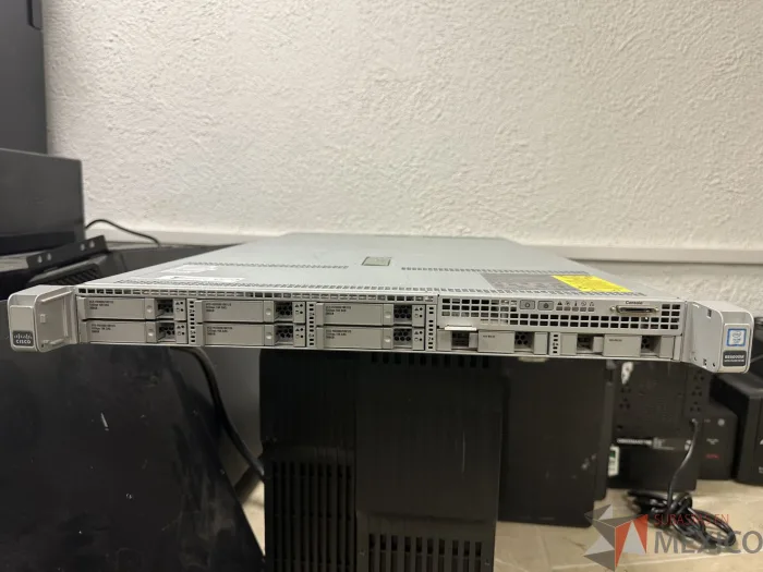 Lote 032 - Cisco UCS C220 M4 Rack Server - Imagen 4