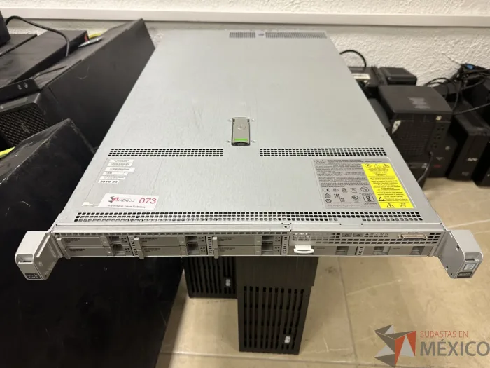 Lote 032 - Cisco UCS C220 M4 Rack Server