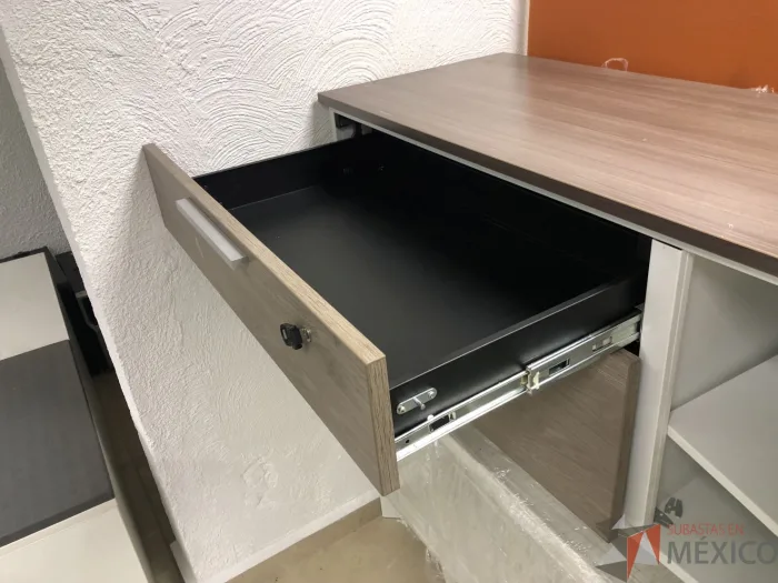 Lote 004 - Credenza con 2 cajones y 1 entrepaño - Imagen 6
