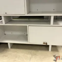 Lote 001 - Gabinete con 1 espacio y 1 puerta