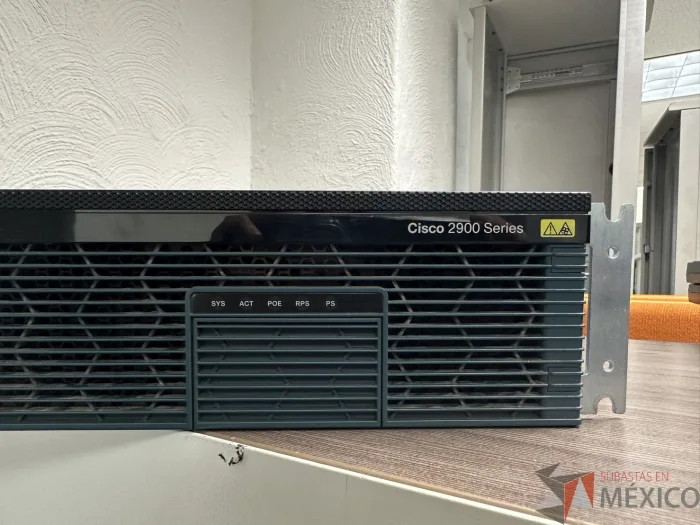 Lote 003 - Router CISCO 2900 - Imagen 4