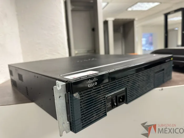 Lote 003 - Router CISCO 2900 - Imagen 3