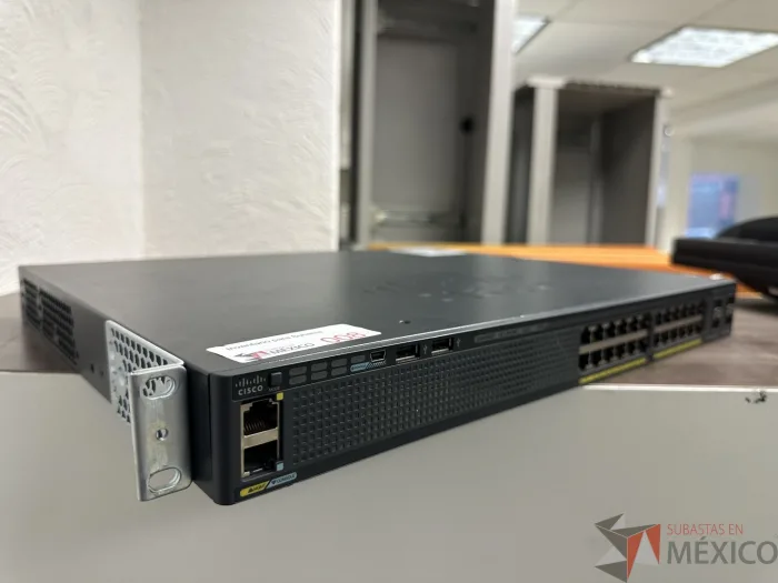 Lote 006 - Switch CISCO CATALYST 2960 - Imagen 2