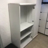 Lote 015 - Gabinete con 3 entrepaños - Imagen 7