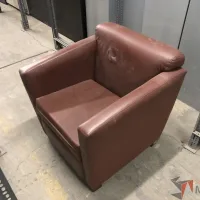 Lote 025 - 106 Sillones de 1 plaza de piel color café - Imagen 3