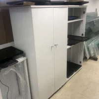 Lote 016 - Gabinete con 2 entrepaños - Imagen 6