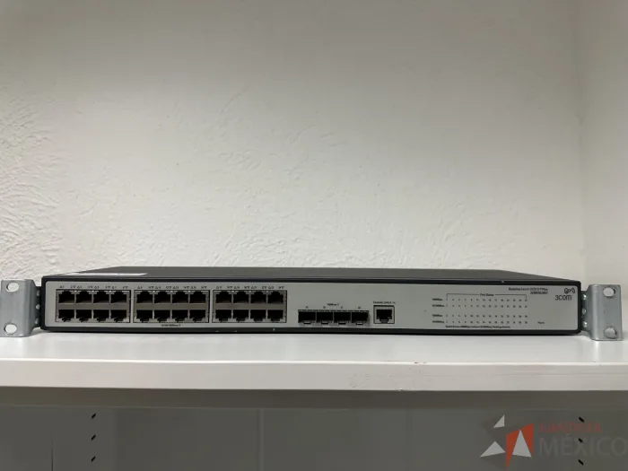 Lote 041 - Switch HP V1910-24G JE008A 24 puertos