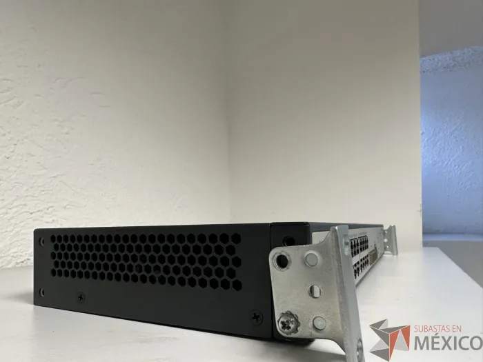 Lote 041 - Switch HP V1910-24G JE008A 24 puertos - Imagen 2