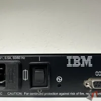 Lote 122 - Switch IBM 1735-HC1 8 Puertos - Imagen 3