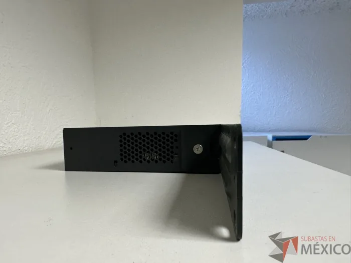 Lote 052 - Wireless LAN CISCO 2500 - Imagen 4