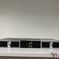 Lote 014 - PDU para rack universal de 12 puertos IBM, Modelo: 9306-RTP - Imagen 6