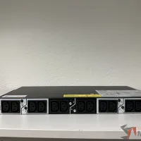 Lote 014 - PDU para rack universal de 12 puertos IBM, Modelo: 9306-RTP
