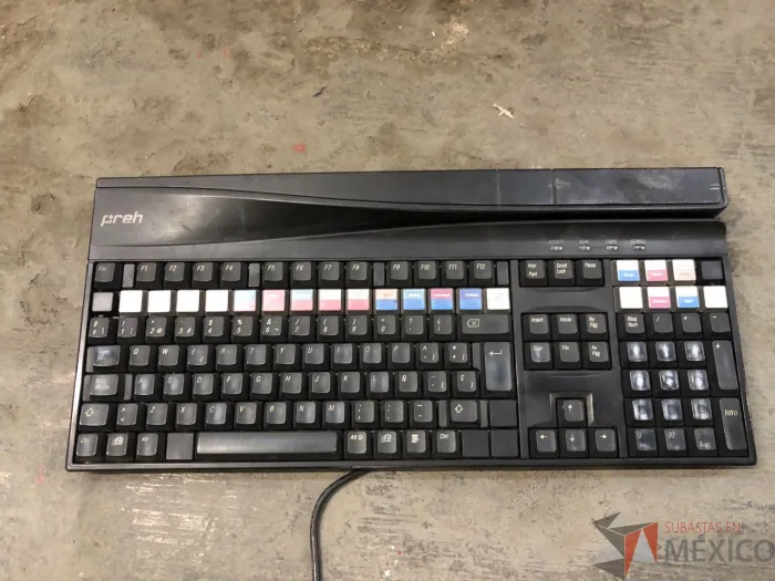 Lote 034 - 20 Teclados Prehkeytec MCI 3011, 21 Teclados y 5 Mouse´s - Imagen 4