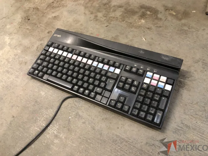 Lote 034 - 20 Teclados Prehkeytec MCI 3011, 21 Teclados y 5 Mouse´s - Imagen 8